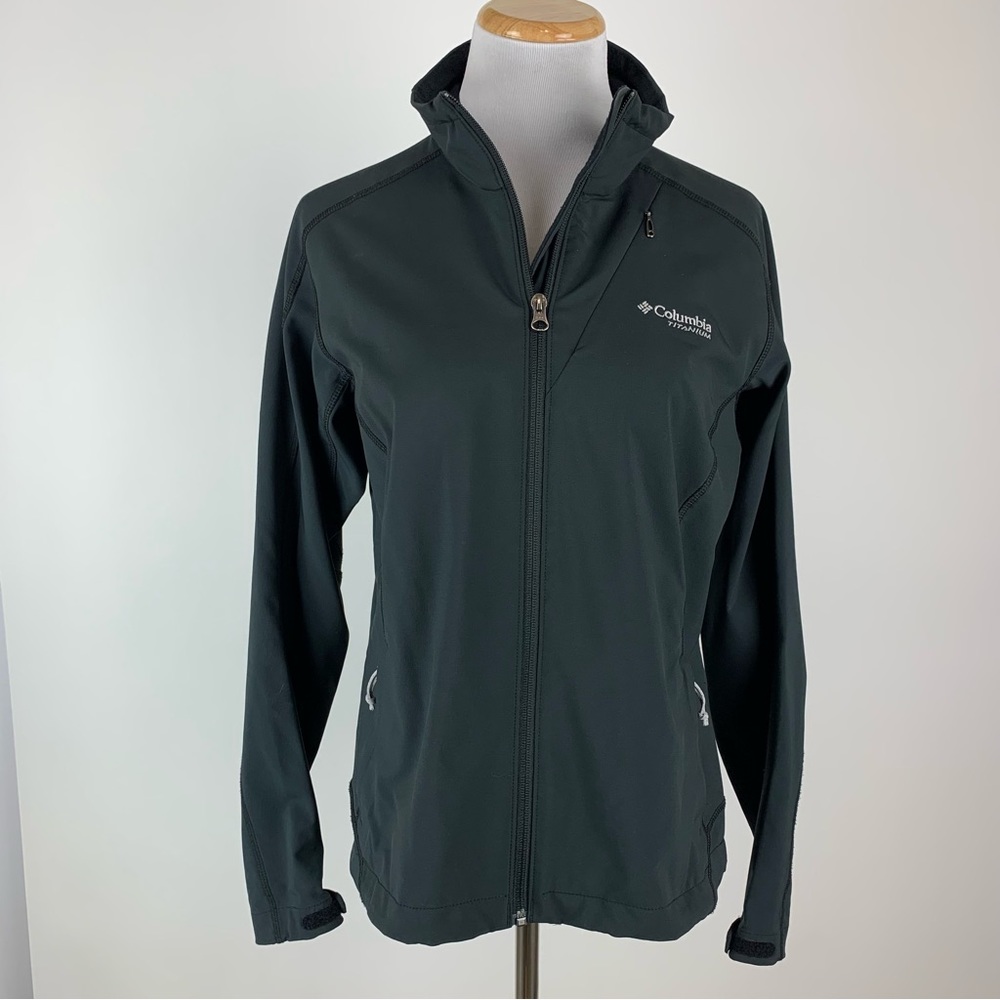 Columbia Titanium Zip Front Jacket Medium